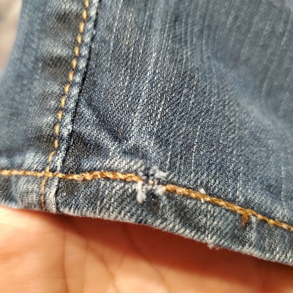511 Levi's pants - Picture 6 of 7